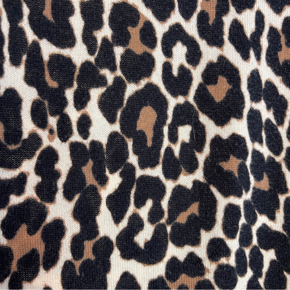 J. Crew leopard Print Long Sleeve Top Size S - Picture 3 of 4